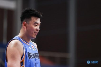 Li Muhao ended Shougang’s three-year contract and returned to Shenzhen men’s basketball in the new season