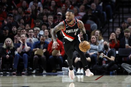 Hot Note: The Pioneers did not want to trade Lillard, who was still retaining him and delaying the trade negotiations.