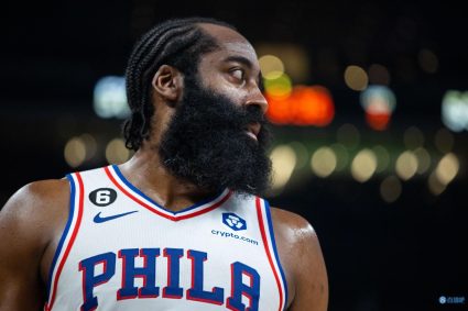 Shams: rival teams believe that Clippers are the only deal that can be made for Harden.