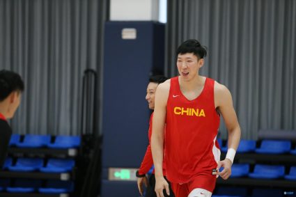 For this men’s basketball, Zhou Qi is indispensable. I hope he can recover to the best competitive state as soon as possible.