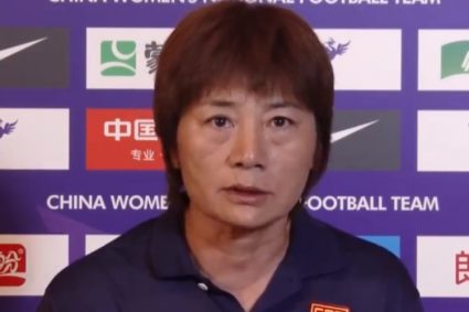 Chinese women’s football coach: to learn women’s basketball spirit, stand up in difficult times like Li Meng & Han Xu