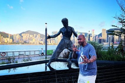 Slightly FawnMarbury sun and Bruce Lee statue Photo: Be water my friend