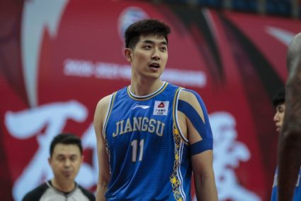 Media person: Wu Guanxi signed a 4-year C contract with Xinjiang