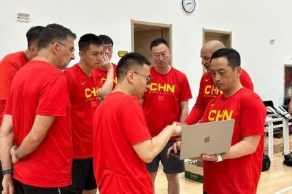 Liu Weiwei: thank the Chinese Basketball Association and the national team for their endless learning opportunities.