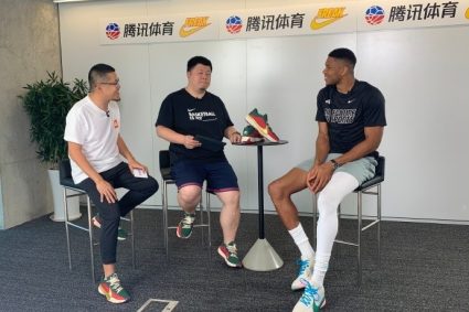 Yan Hai: show the letter brother this year’s finals, our prediction has been reached, which makes the super huge head regret achievement